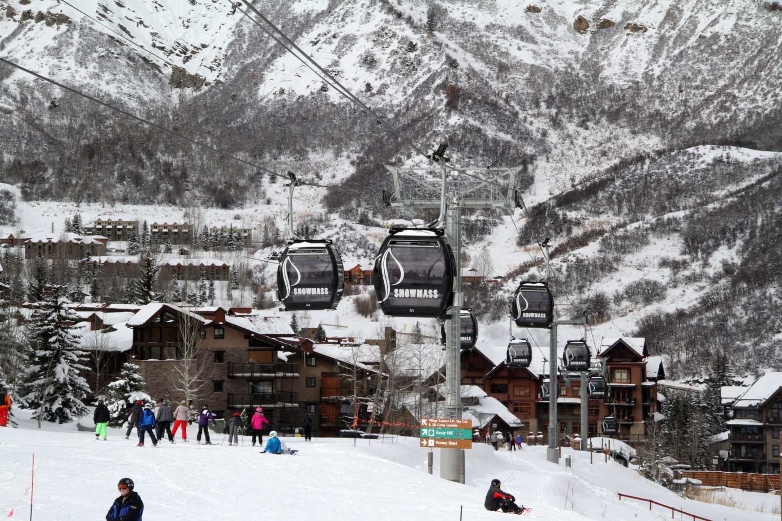 Colorado Ski Vacation Guide