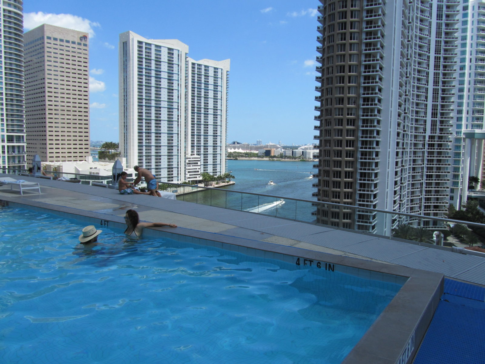 Viceroy Hotel Miami 1600x1200 
