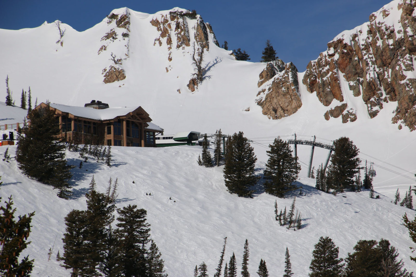 Snowbasin Utah ski review TheLuxuryVacationGuide