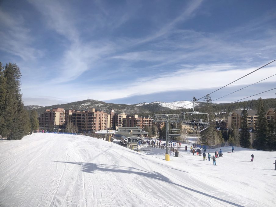 Breckenridge best après ski, happy hour at Breck | TheLuxuryVacationGuide